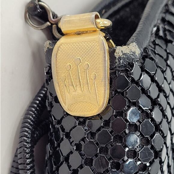 La Regale 80s Black Mesh Bag with Snake Chain Strap Vintage Evening Purse - Picture 11 of 12